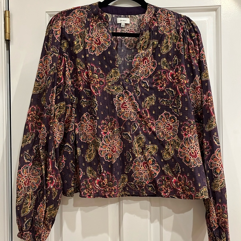 Purple bohemian blouse with gold accents. Size small.
